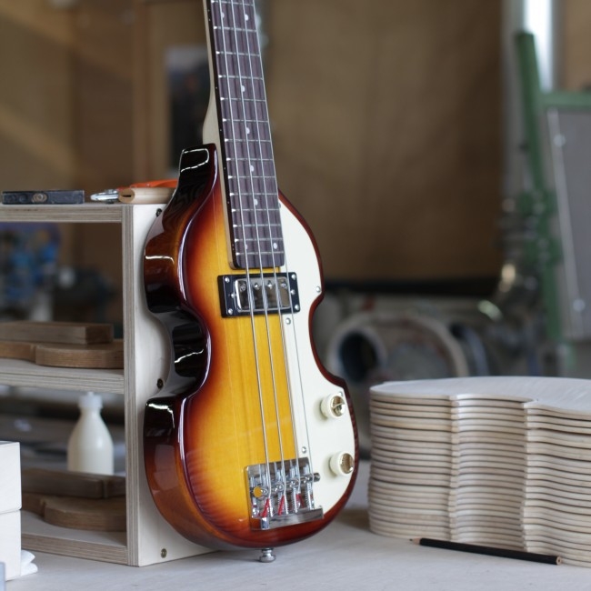 HofnerShortyViolin_2
